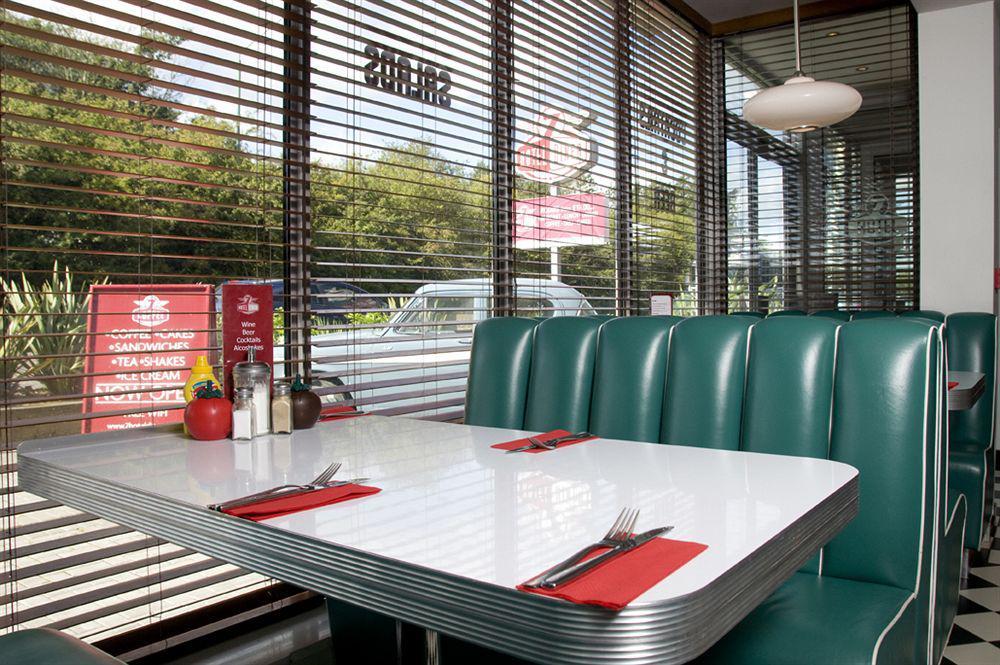 7Hotel Diner Halstead  Exteriér fotografie